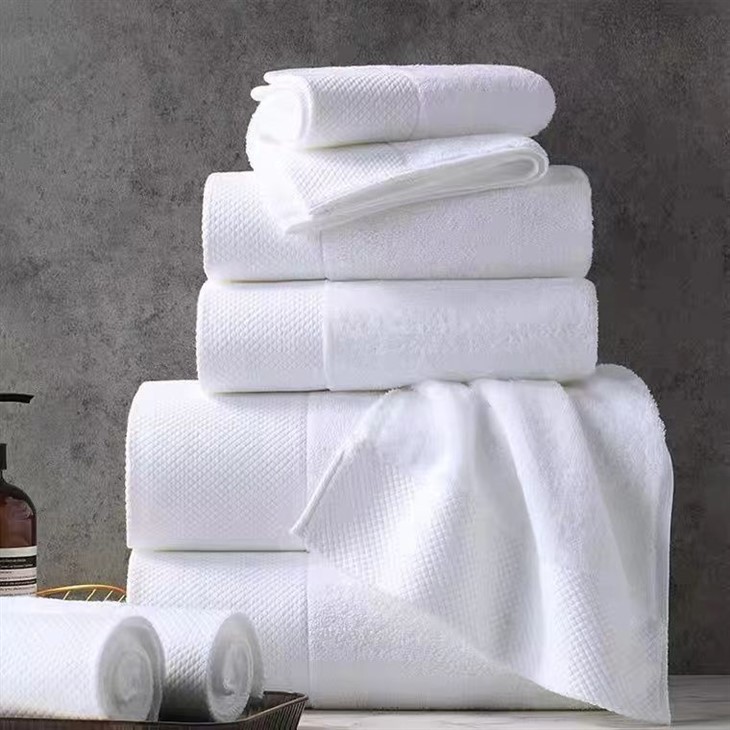hand towels bathroom